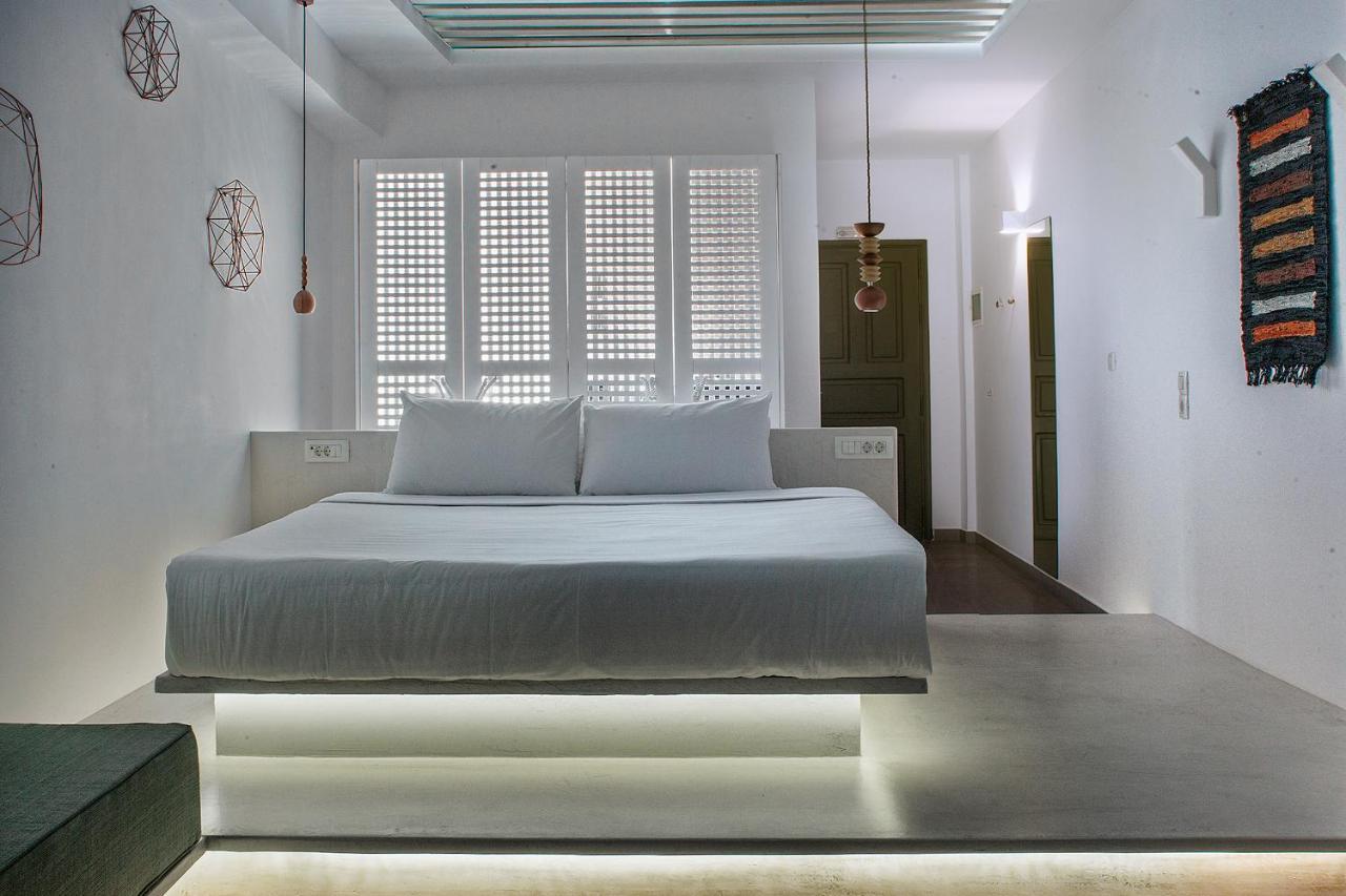 Amity Suites - Adults Only Fira  Exterior photo